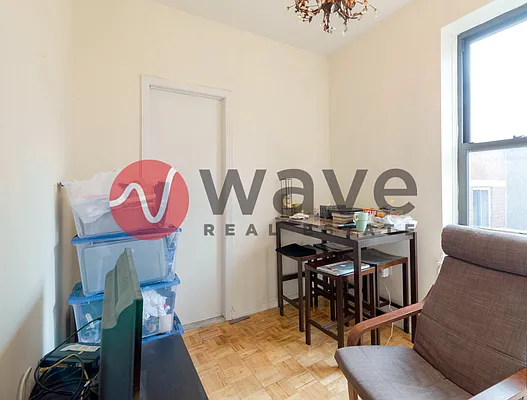 Rented by Wave Real Estate Group | media 42