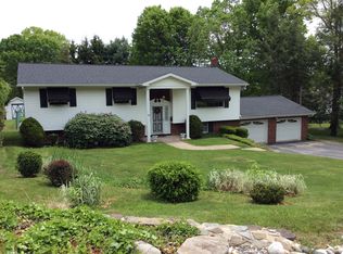 187 Columbus Dr, Archbald, PA