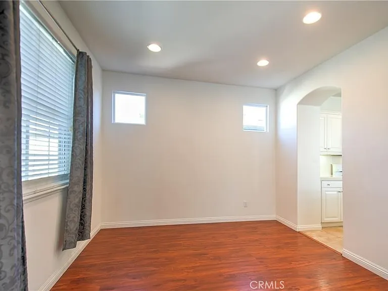 8 Silvermaple — Photo 13