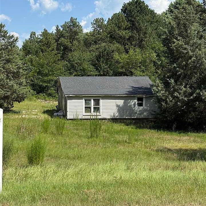 2nd image of 807 Brown Springs Church Rd