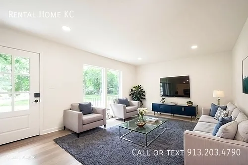 8400 W 93rd St — Photo 2