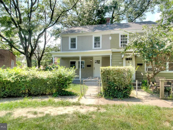 3023 Congress Rd, Camden, NJ 08104