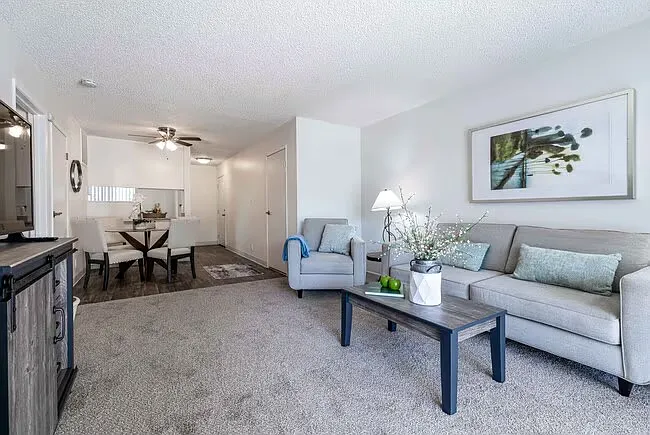 Sandpiper Cove Apartments — Photo 4