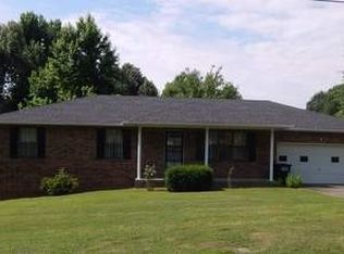 1500 Wiley Dr, Piggott, AR 72454