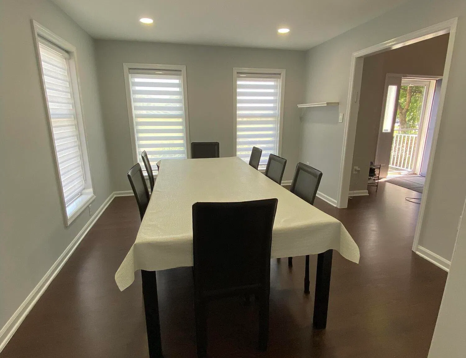 5 bed, 4.5 bath, 2096 sqft, $3,750 — Photo 4