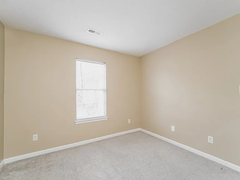 5827 Waverly Lynn Ln — Photo 13