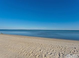 2815 Sigsbee Rd, Mattituck, NY 11952