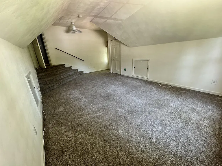 FROG/5th bedroom - so spacious
