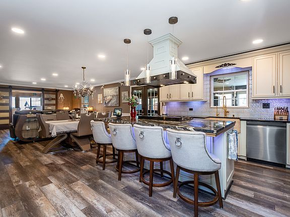 4th image of 10 Matts Rd