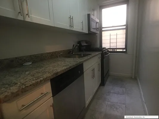 Rented by Sovereign Associates | media 23