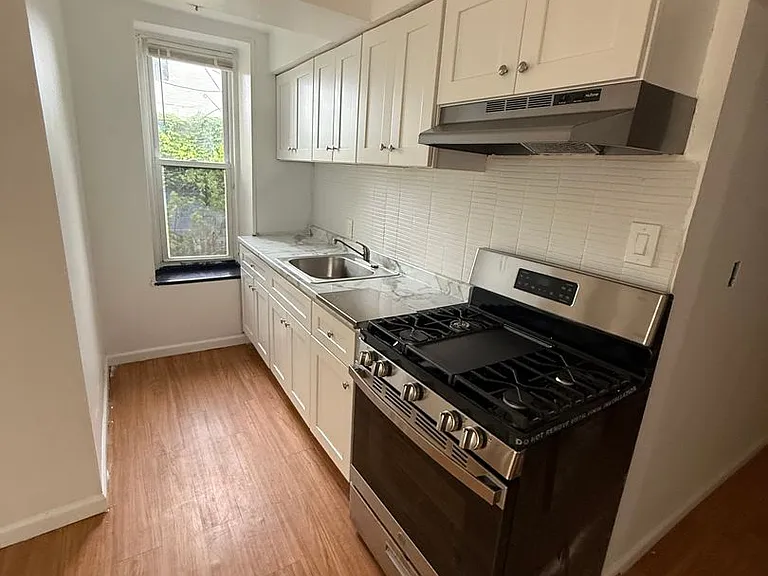 6515 Rising Sun Ave — Photo 11