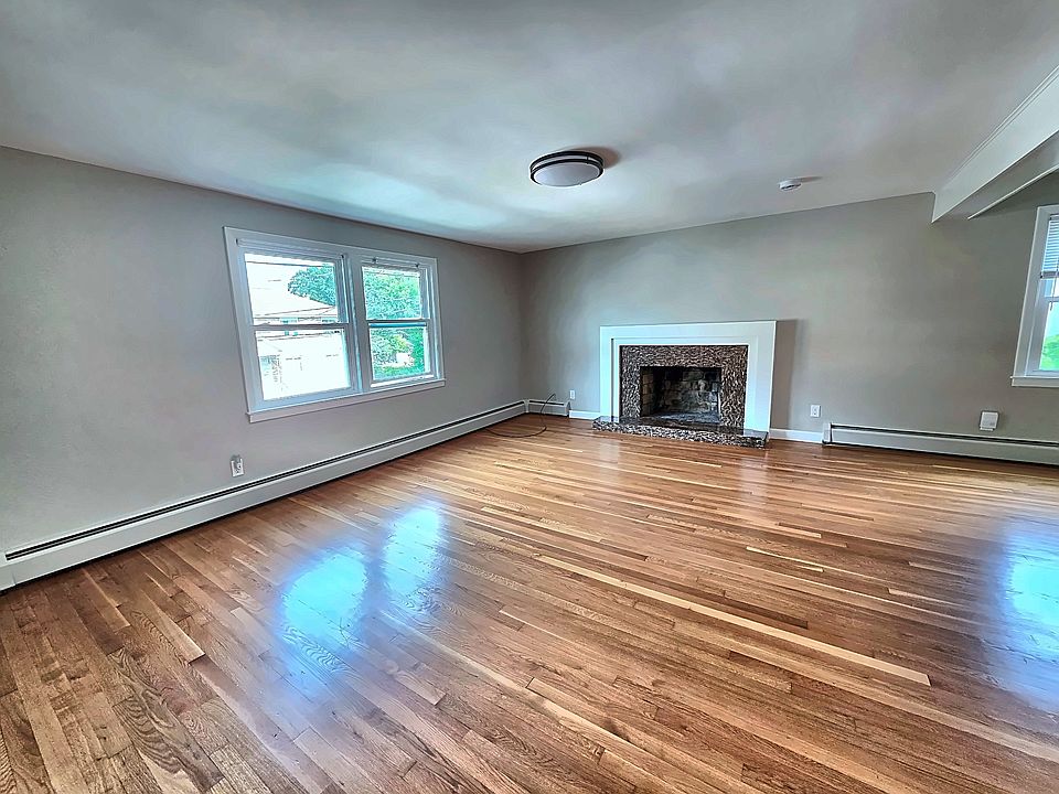 1st image of 28 Maplewood St #A2