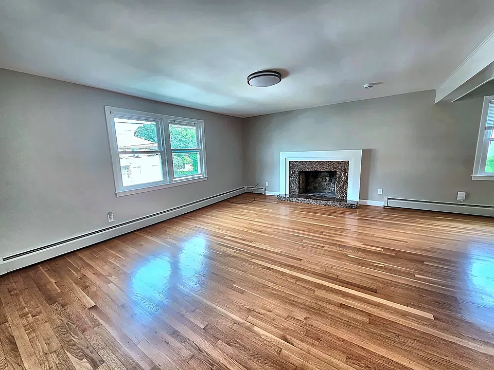 28 Maplewood St #A2