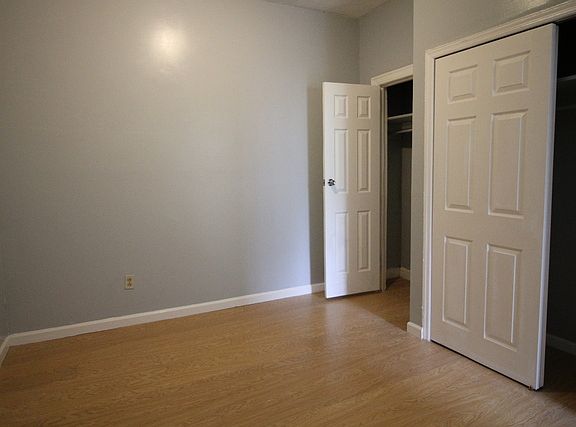 3rd image of 108 Rogers Ave APT 3R