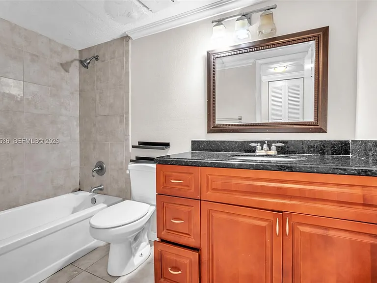 6575 W Oakland Park Blvd #218 — Photo 11