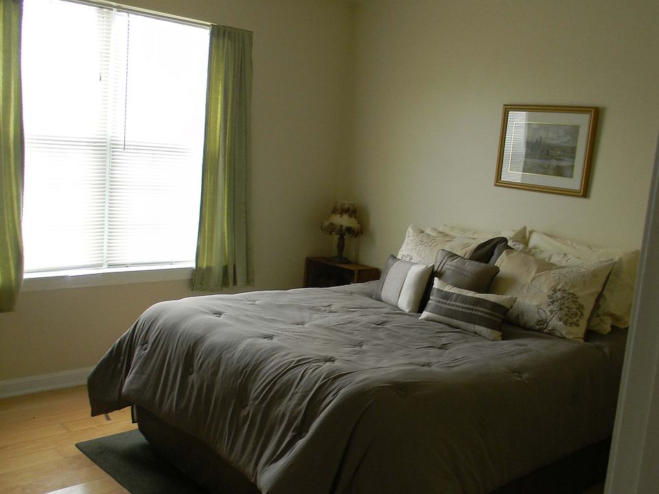 2nd image of 90 Seth Cir