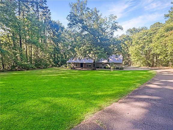 4th image of 105 Evergreen Estates Dr
