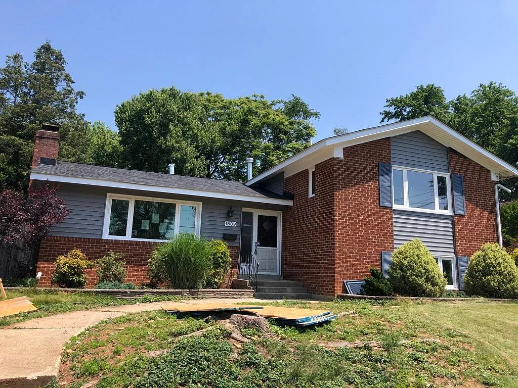 1809 Franwall Ave — Photo 1