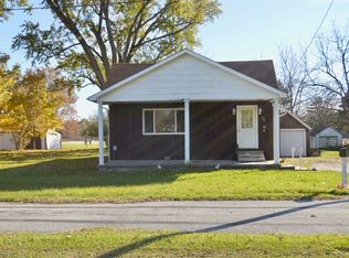132 W Ashford St, Milford, IL 60953