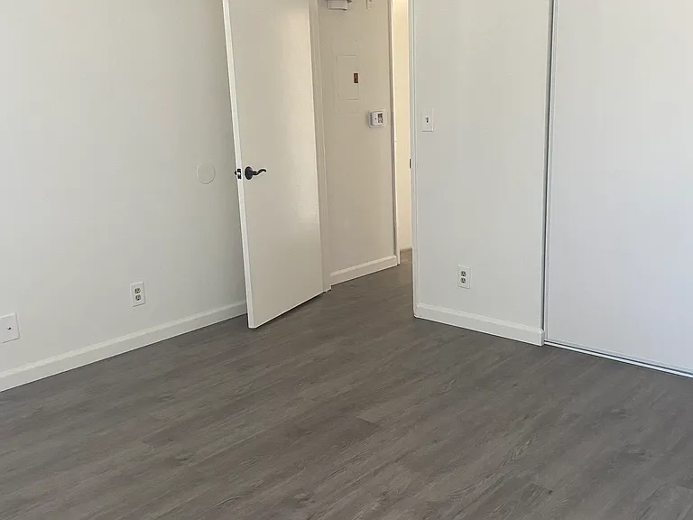 1344 N Serrano Ave — Photo 9