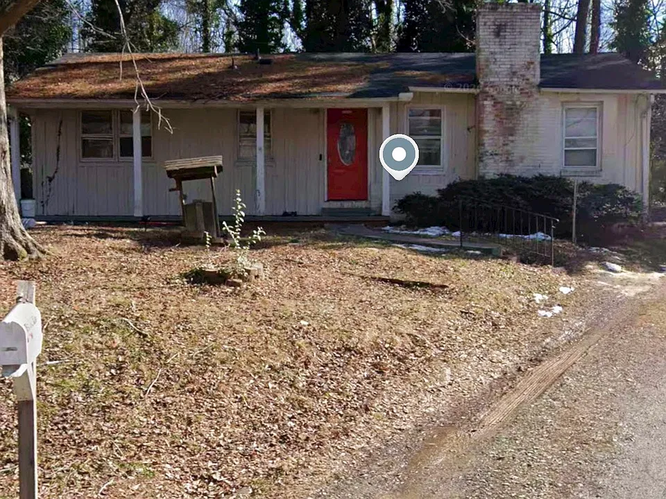105 Mauney Cir