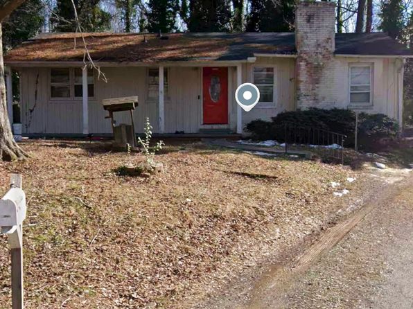 105 Mauney Cir