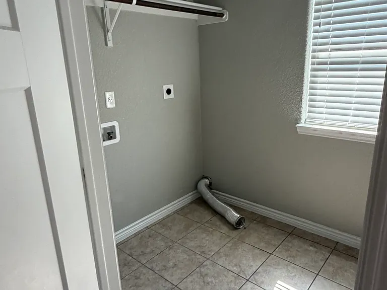 7206 Spirit Of The West Dr — Photo 17