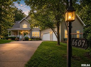 6607 N Saint Marys Rd, Peoria, IL 61614