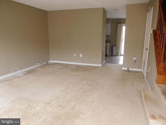 4th image of 7721 Wolford Way
