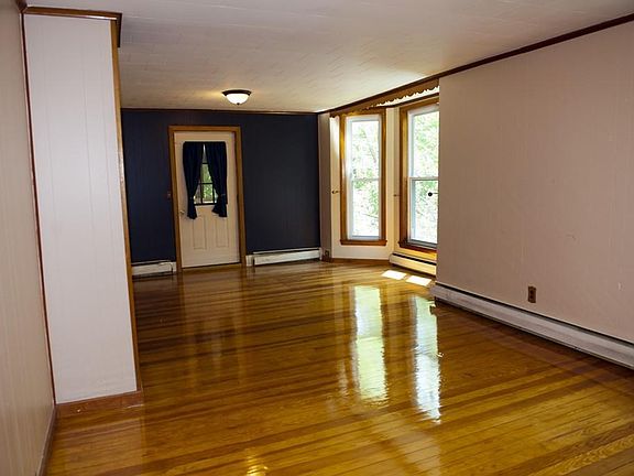 5th image of 35 19th Ave