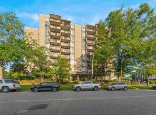 619 King St APT 603, Columbia, SC 29205