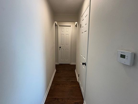 4th image of 1509 S Hawthorne Ln