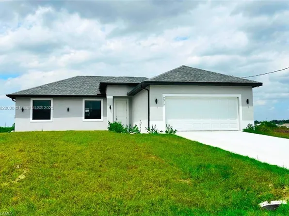 9017 Meadow Cir, Labelle, FL 33935