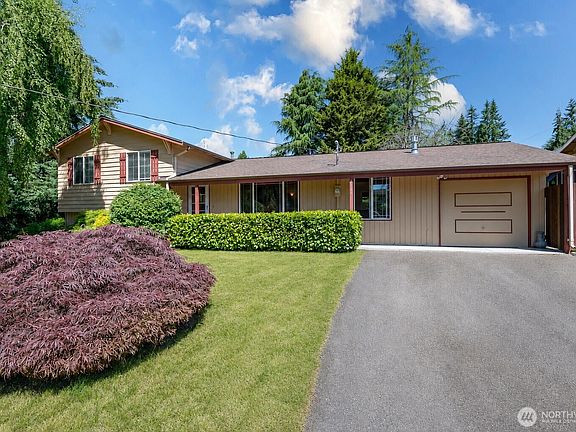 3rd image of 7304 NE 143rd Street