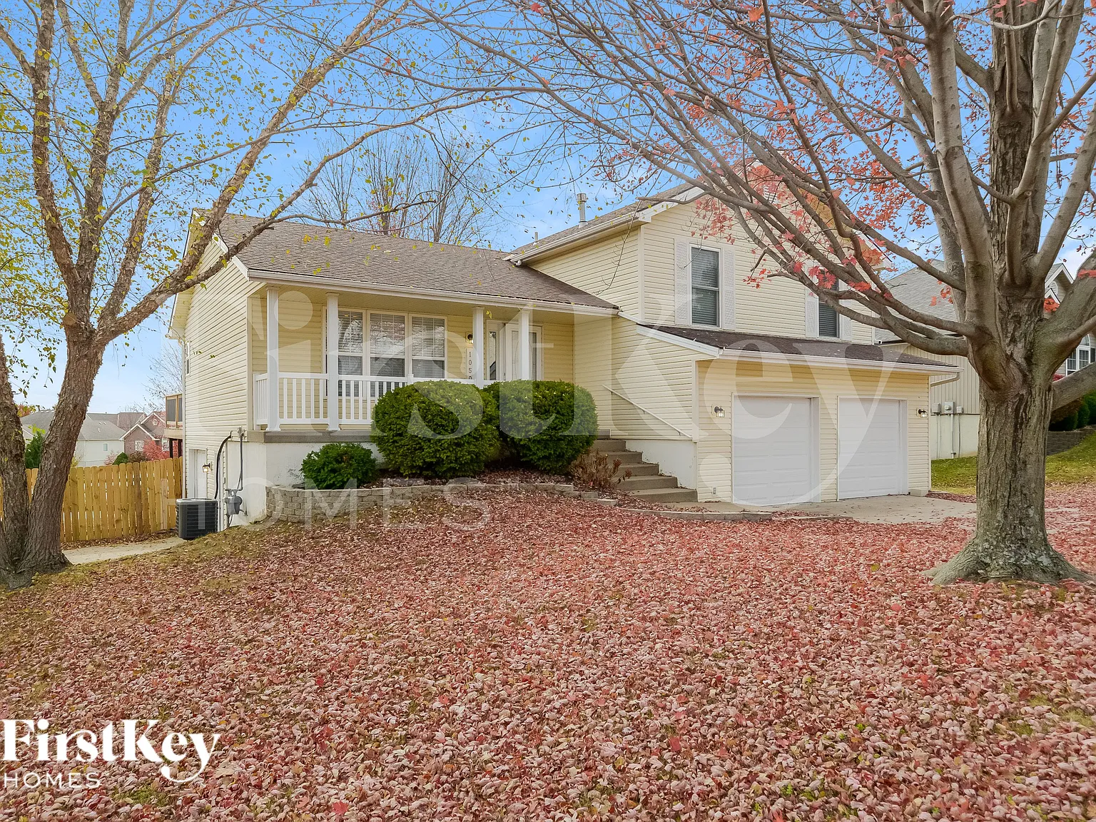 3 bed, 3.0 bath, 2985 sqft, $2,740 — Photo 2