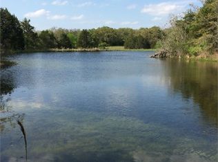 500 Old Central Rd, Lacy Lakeview, TX 76705