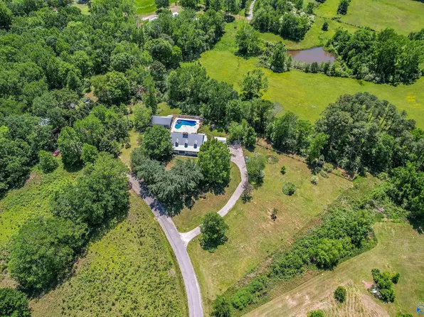 35 Powell Ln, Laceys Spring, AL 35754