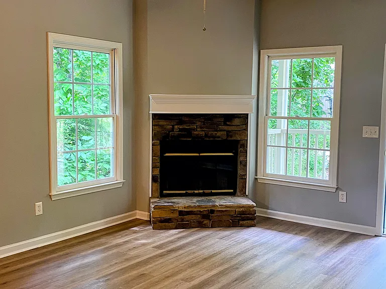 3625 Riviera Dr — Photo 18