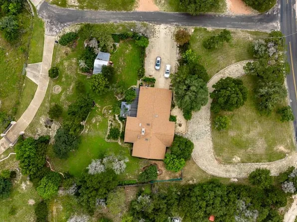 203 Cave Springs Dr W, Hunt, TX 78024