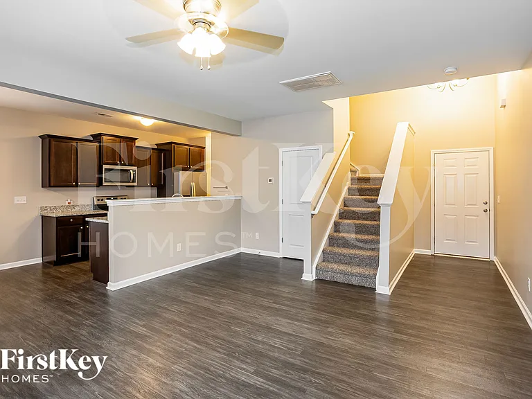 12527 Gotland Rd — Photo 7