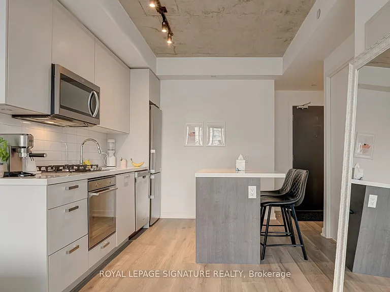 55 Ontario St #603 — Photo 4