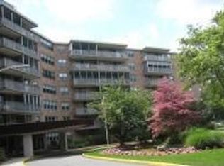 530 Valley Rd APT M6, Upper Montclair, NJ 07043