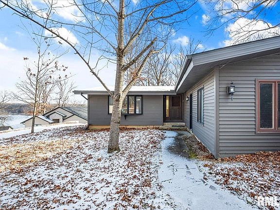4th image of 126 Lakeside Pl