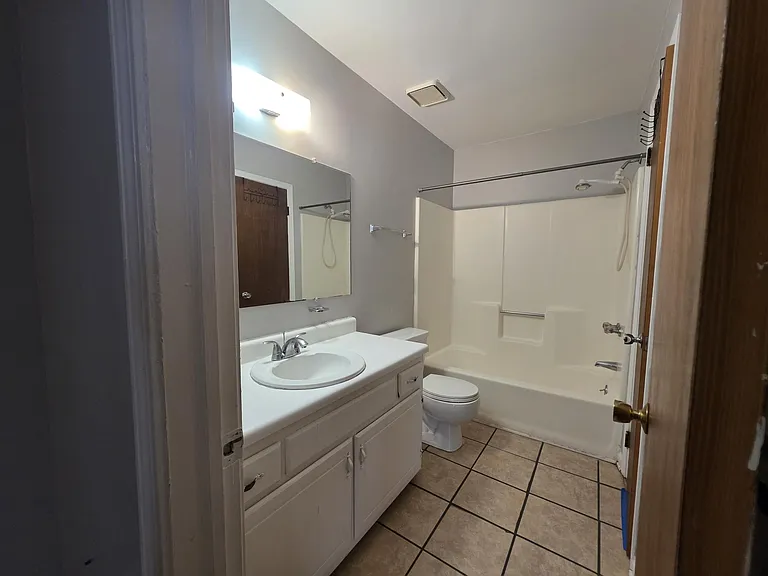100 Dootsie Ct #A — Photo 7