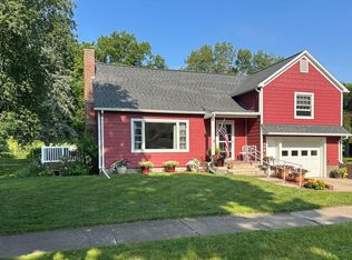 864 Redwood Dr, Fairmont, MN 56031