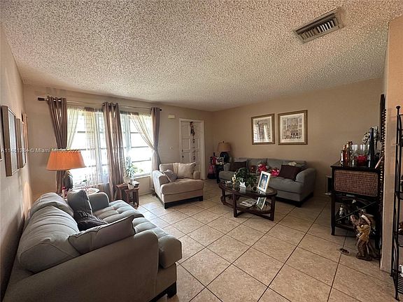 2nd image of 6707 NW 57th Ct