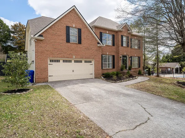 1318 Wineberry Rd, Powell, TN 37849