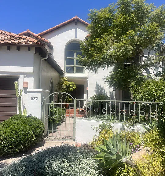 16878 Charmel Ln — Photo 8