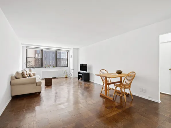 225 East 36th Street image 1 of 5