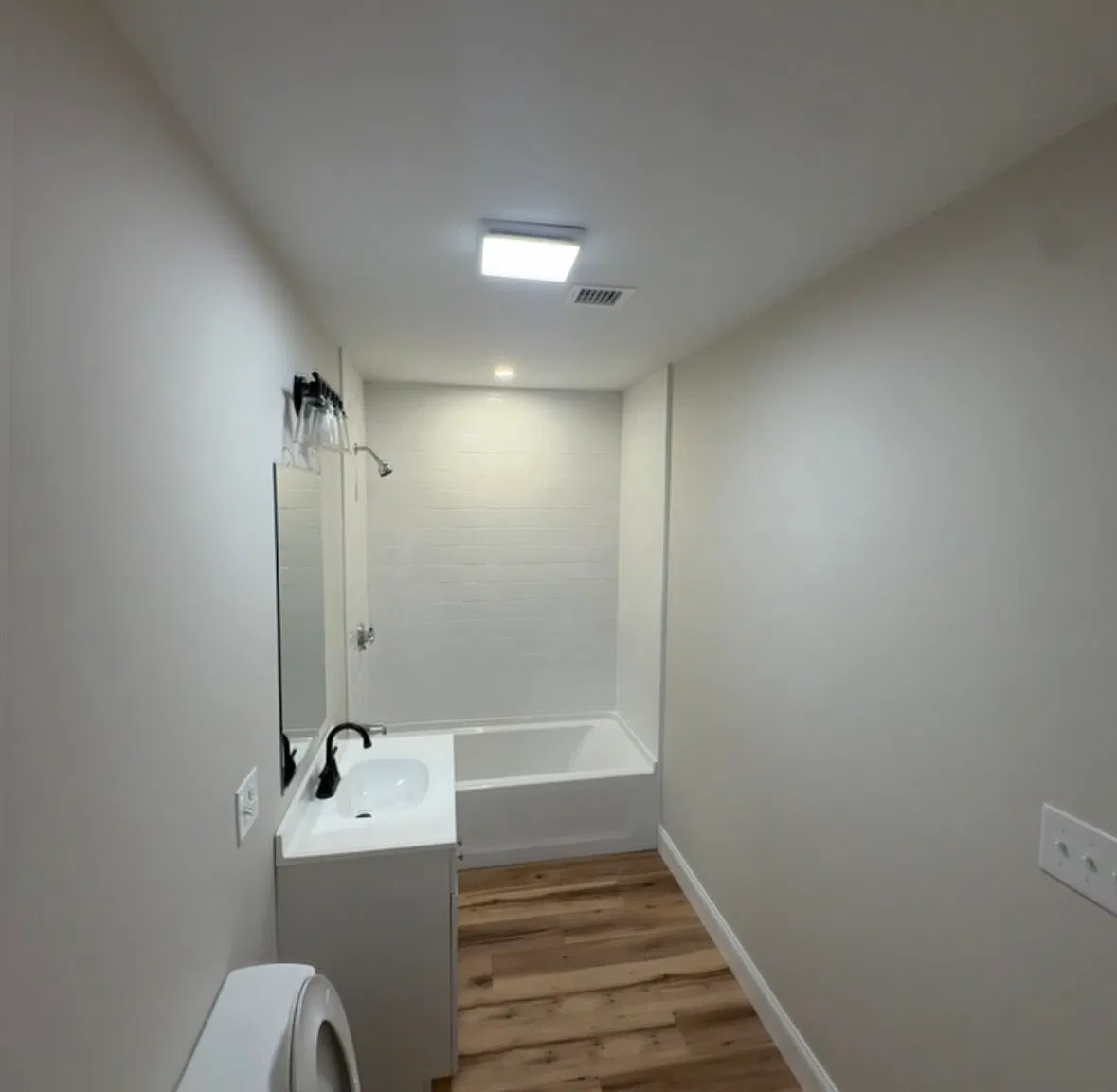 4 bed, 1700 sqft, $2,800 — Photo 3